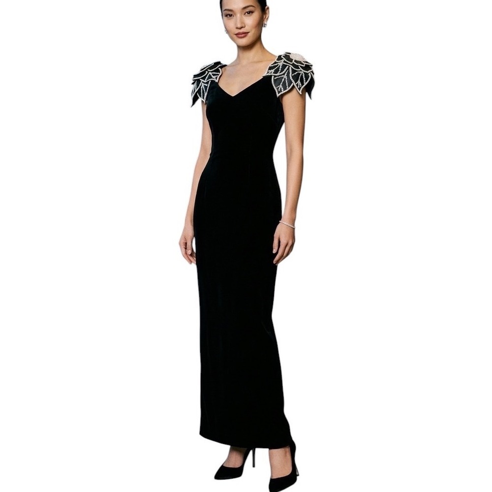 Alyce Designs Vintage Black Velvet Beaded Floral Shoulder‎ Evening Gown 12/14